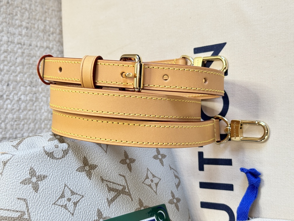 100% Original Louis Vuitton Speedy 25 Bandouliere Monopaname 100% Original Louis Vuitton Speedy 25 Bandouliere Monopaname